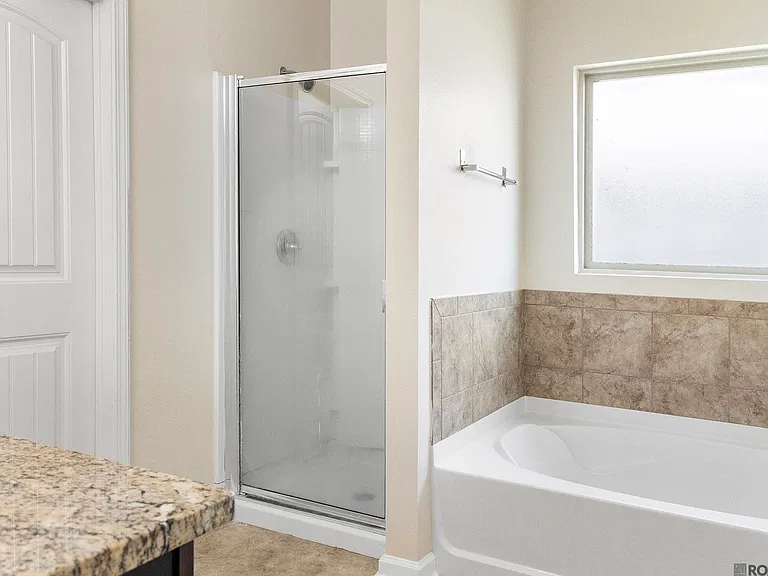 39363 Legacy Lake Dr — Photo 23