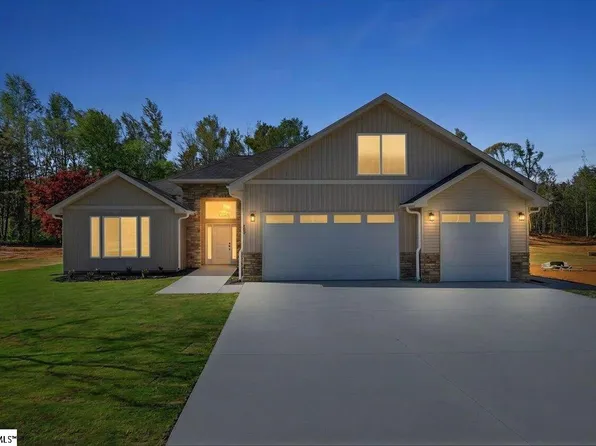 117 Jamison Rd, Travelers Rest, SC 29690