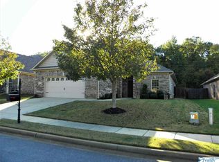 305 Lady Hawk Ln SW, Huntsville, AL 35824