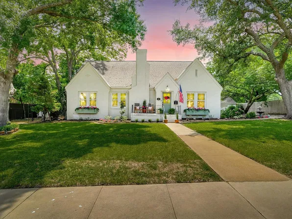 605 W Josephine St, Weatherford, TX 76086
