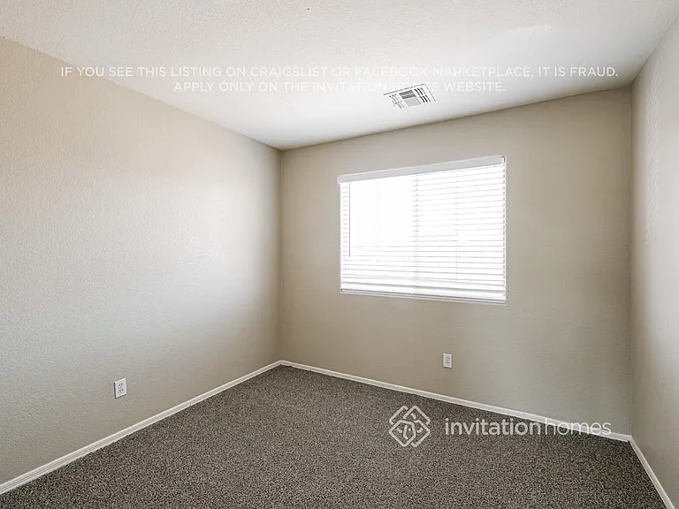 15324 W Watson Ln — Photo 14
