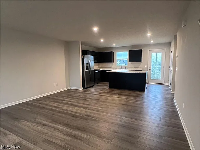 4619 Erhart Dr — Photo 8