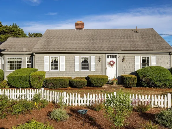 146 Uncle Barneys Road, West Dennis, MA 02670