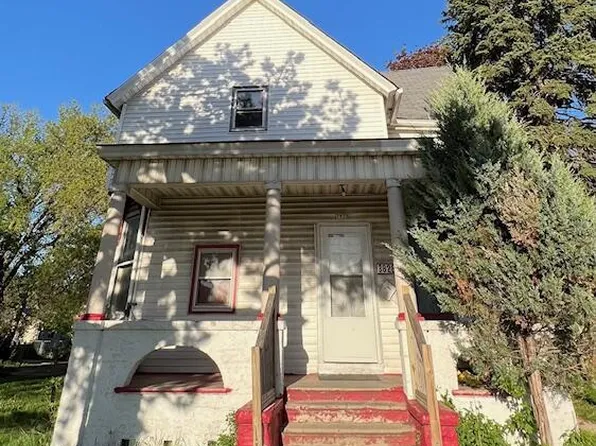 3828 North Port Washington AVENUE, Milwaukee, WI 53212