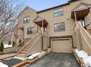 21 Rockview Circle #21, Monroe, CT 06468