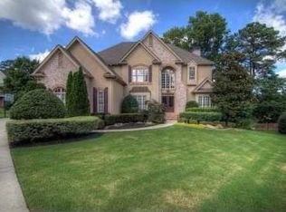 6060 Gaineswood Dr, Roswell, GA