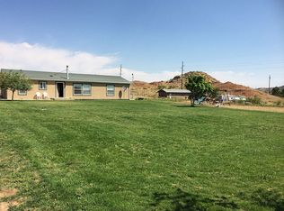 16 Sage Brush Dr, Douglas, WY 82633