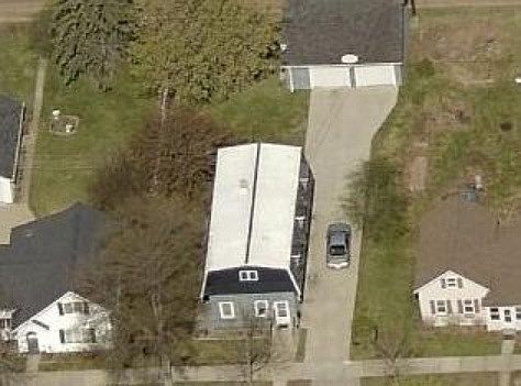 3rd image of 718 Humboldt Ave
