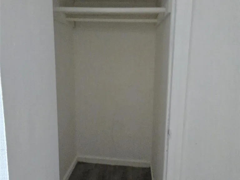 717 Henry St #2 — Photo 5