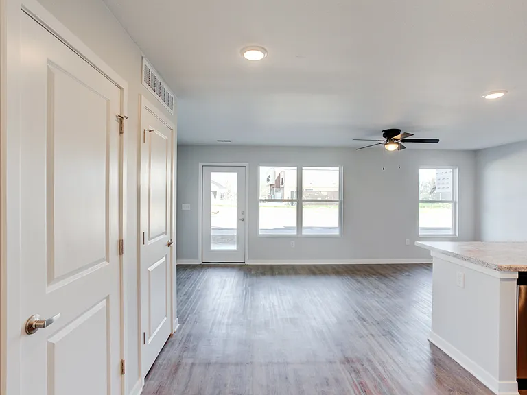 Cypress Point Apartments — Photo 35
