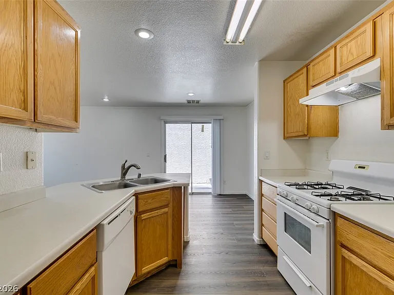 9980 Fine Fern St — Photo 26