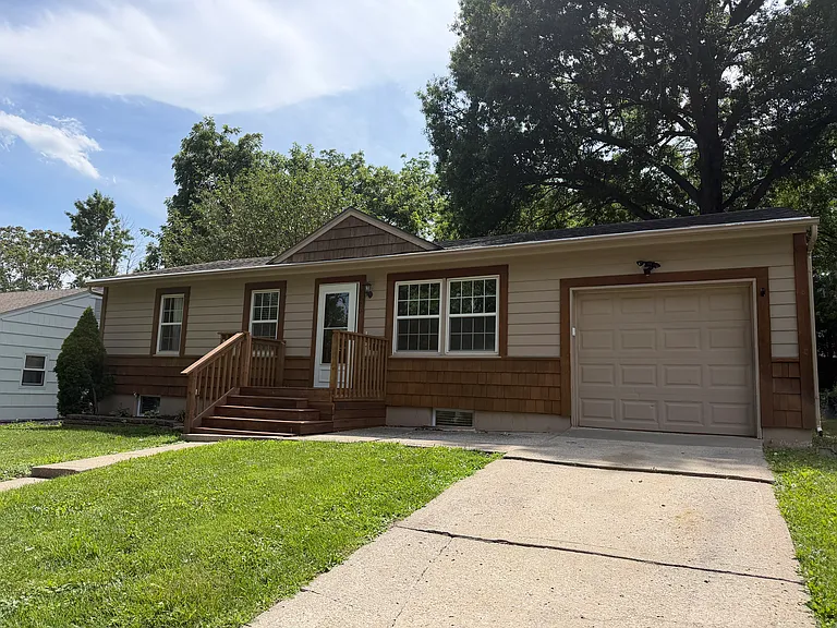 3720 S Osage St — Photo 9