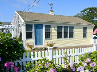 8 Freeman Ave, Sandwich, MA 02563