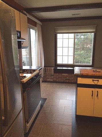 2nd image of 2450 Raleigh Ct Unit 4