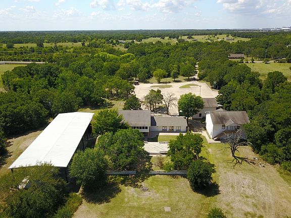 4th image of 3989 N Graham Rd