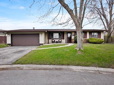 369 Riviera Cir, Valparaiso, IN, 46385