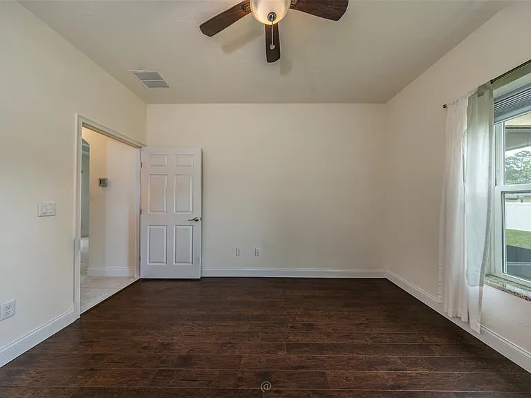 35 Edge Ln — Photo 22