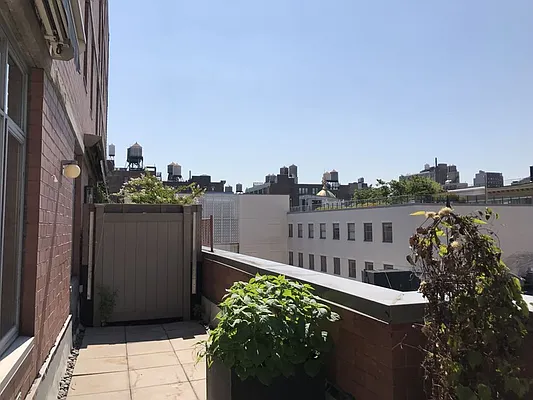 Rented by UDR | media 11