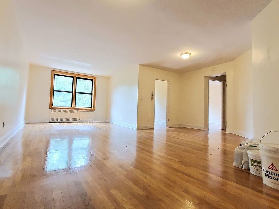 1st image of 400 Ocean Ave APT 3B