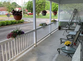 210 N Chicago Ave, Allerton, IL 61810