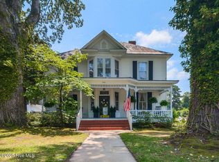 612 College Street, Clinton, NC 28328