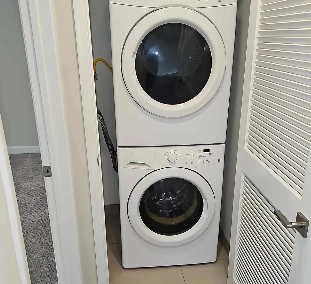 3 bed, 1445 sqft, $3,750 — Photo 4