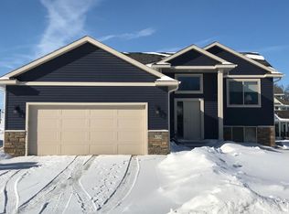 6779 Gaillardia Dr NW, Rochester, MN 55901