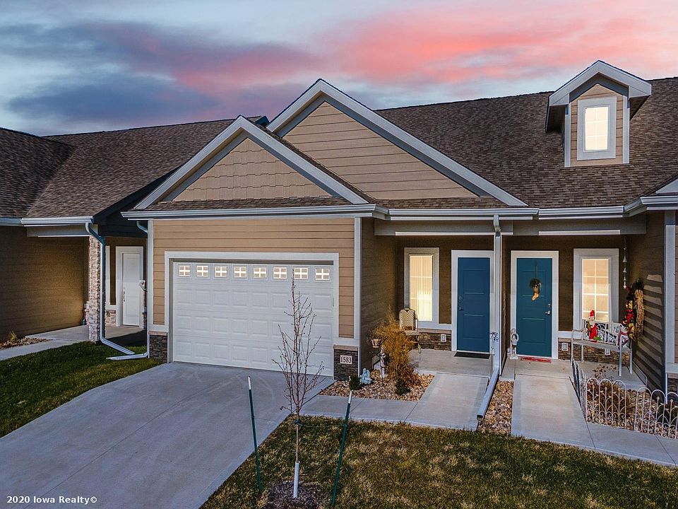 1st image of 1583 SE Blackthorne Dr