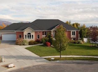 1339 Whitesands Ln, Syracuse, UT 84075