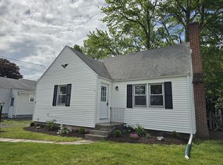 144 Cedar Ridge Rd, Newington, CT 06111