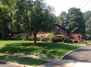 7 Jefferson Pl, Wayne, NJ 07470