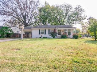 25 Hialeah Dr, Saint Peters, MO 63376