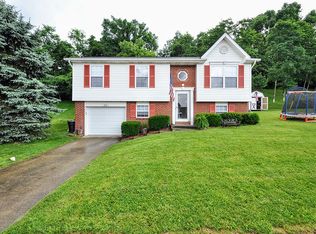 80 Delsandro Dr, Donora, PA 15033