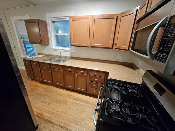 3 Stillwater Rd #2L, Smithfield, RI 02917