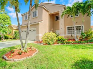 114 Cameron Ct, Fort Lauderdale, FL 33326