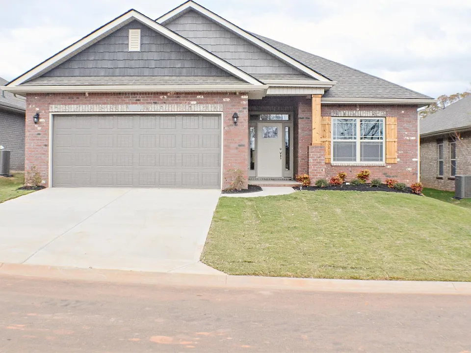 706 Radner Way