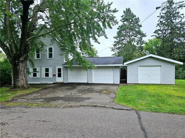 802 East 2nd Street, Ladysmith, WI 54848
