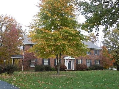 1st image of 270 Talsman Dr