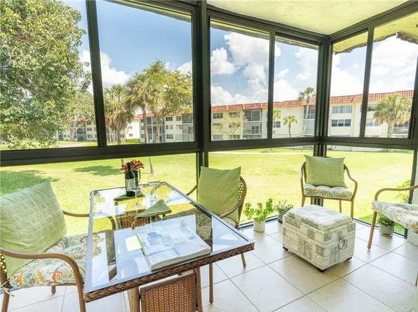 8941 S Hollybrook Blvd 203, Pembroke Pines, FL 33025