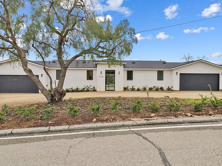 310 Rimrock Rd — Photo 33