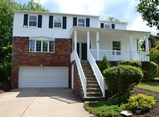 434 Deer Park Dr W, Clairton, PA 15025