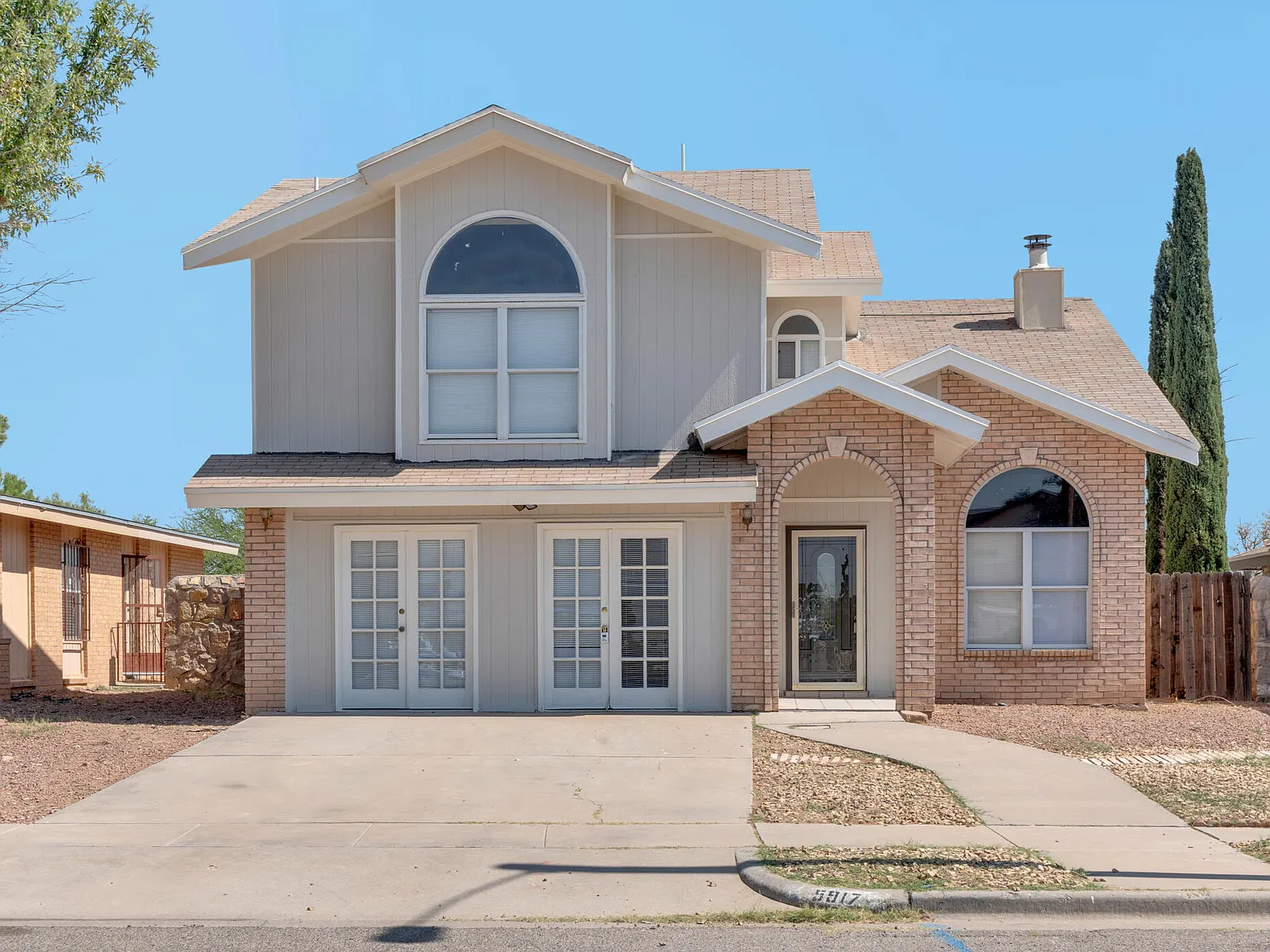 3 bed, 2.0 bath, 1963 sqft, $1,650 — Photo 4