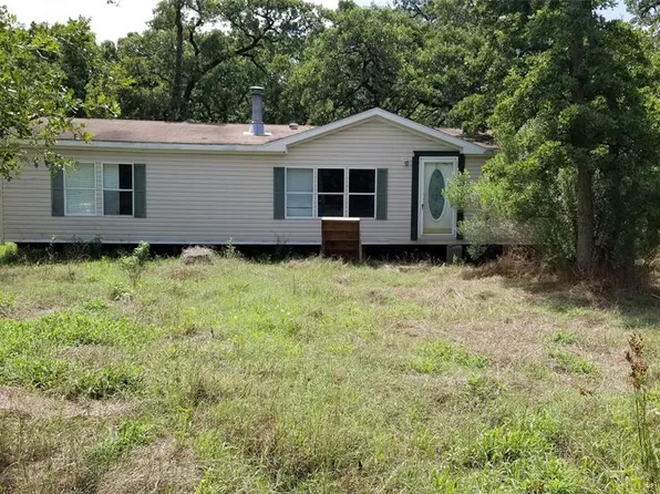 4202 Pecan Ln, Madisonville, TX 77864