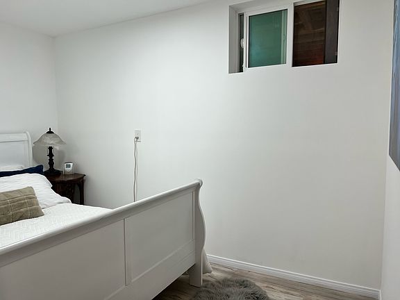 4th image of 3116 The Strand Unit A
