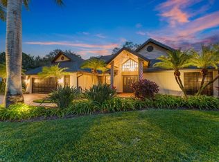 812 Pine Creek LN, NAPLES, FL 34108