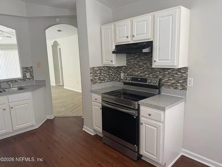 5550 Oak Crossing Dr — Photo 10