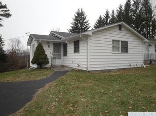 367 E Camp Rd, Germantown, NY 12526