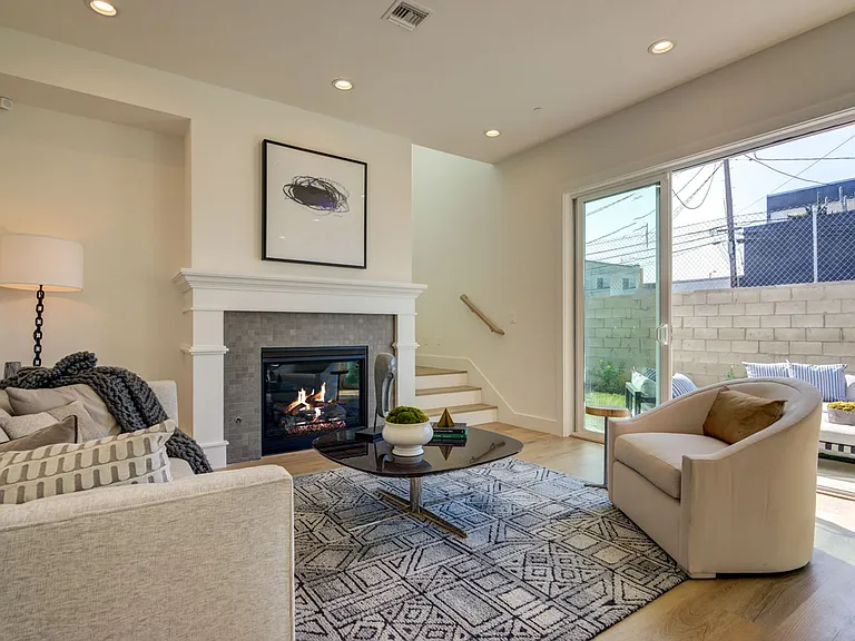 Fantastic 2 Story Farm House style Home with 4 Bedrooms and 3 Baths in Mid City area — Photo 34