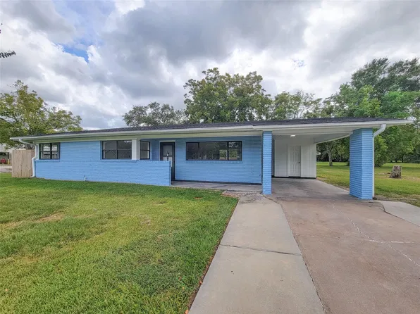 2605 W Dumble St, Alvin, TX 77511