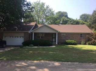 1820 Zehm Ave, Poplar Bluff, MO 63901